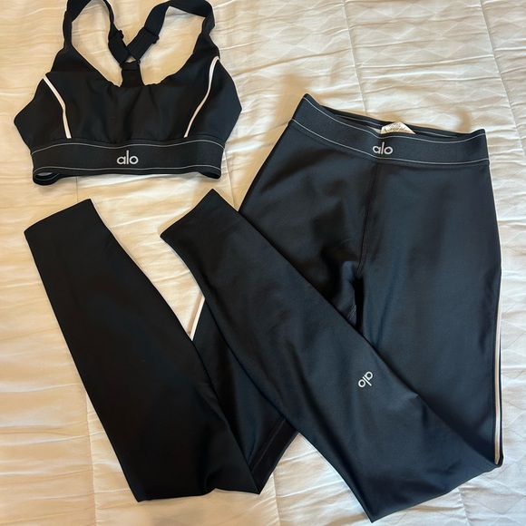 ALO Yoga Pants - Alo Workout set